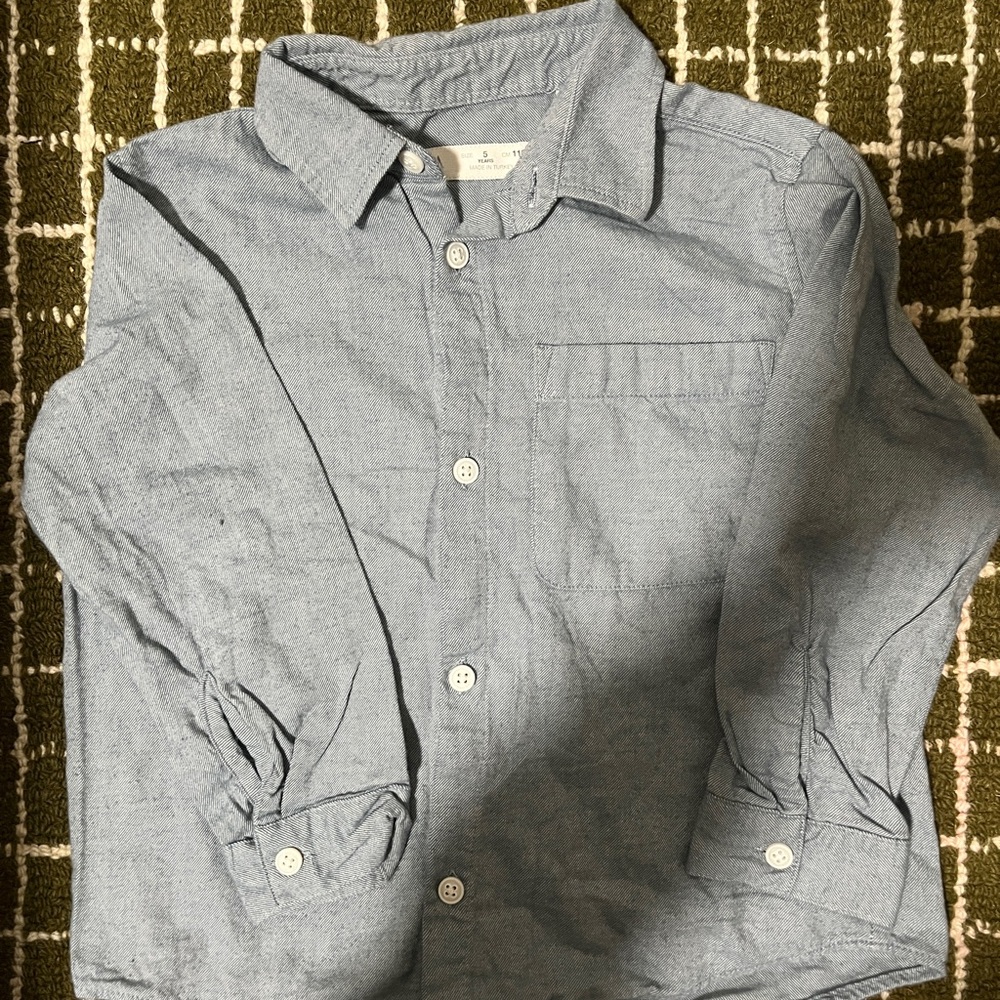 Zara Kid’s Chambray Button-Up Shirt
